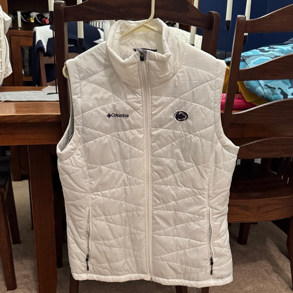 Columbia White Quilted Vest